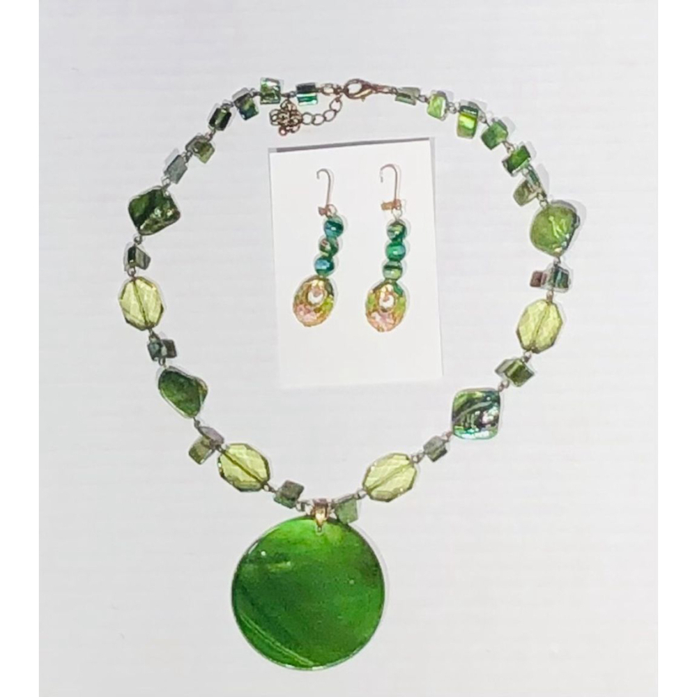 Vintage Green Glass Beaded Necklace and Earrings Set